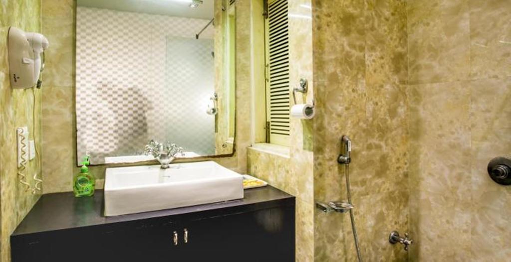Hotel Arpit Palace Δελχί Εξωτερικό φωτογραφία