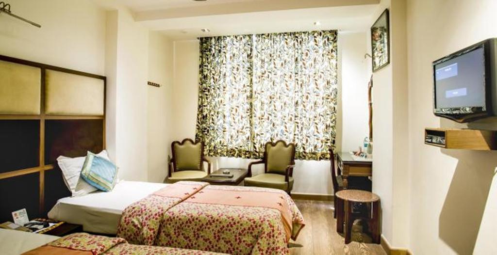 Hotel Arpit Palace Δελχί Εξωτερικό φωτογραφία