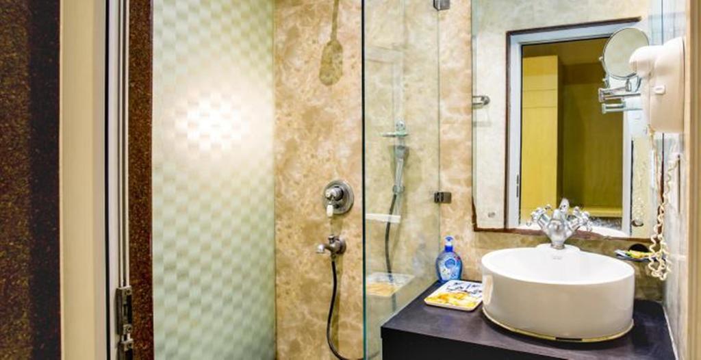 Hotel Arpit Palace Δελχί Εξωτερικό φωτογραφία