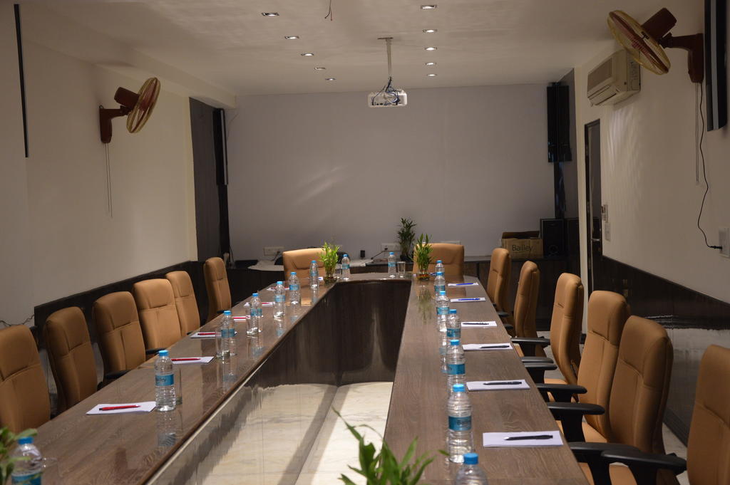 Hotel Arpit Palace Δελχί Εξωτερικό φωτογραφία